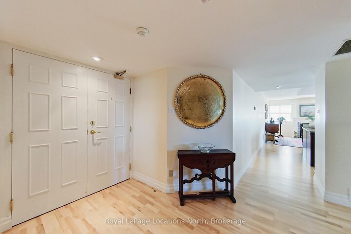 Property Photo:  24 Ramblings Way 706  ON L9Y 5C6 