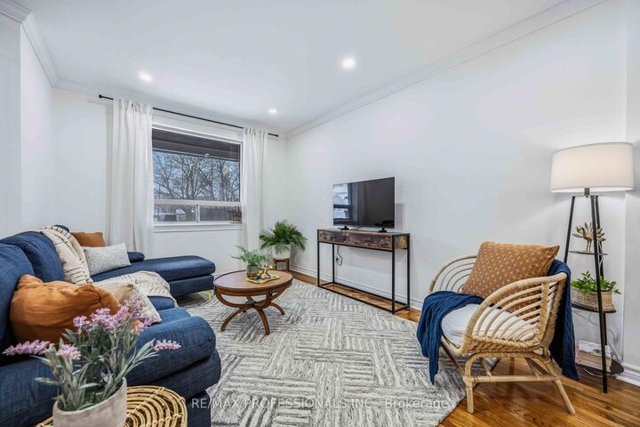 Property Photo:  11 Bryant Avenue  ON M4C 5G9 