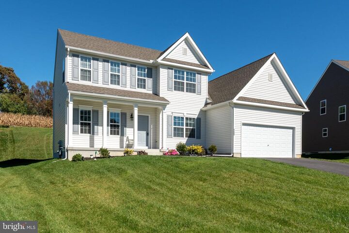 Property Photo:  732 Billy Drive  PA 17601 