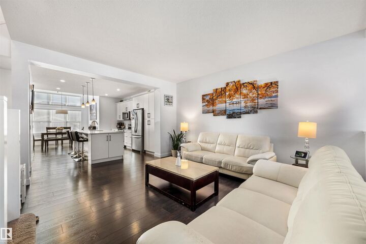 Property Photo:  2809 Anton Wynd SW  AB T6W 4B1 