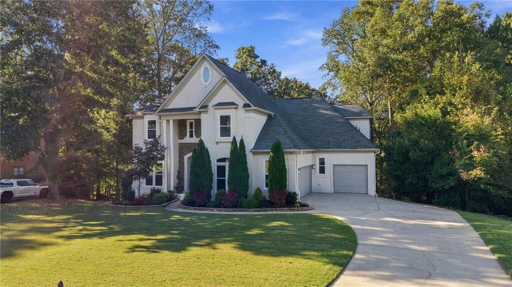 Property Photo: 5925 Masters Club Drive GA 30024