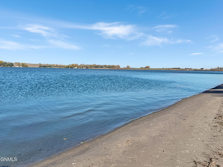 Property Photo:  8561 10th Street NE  ND 58445 
