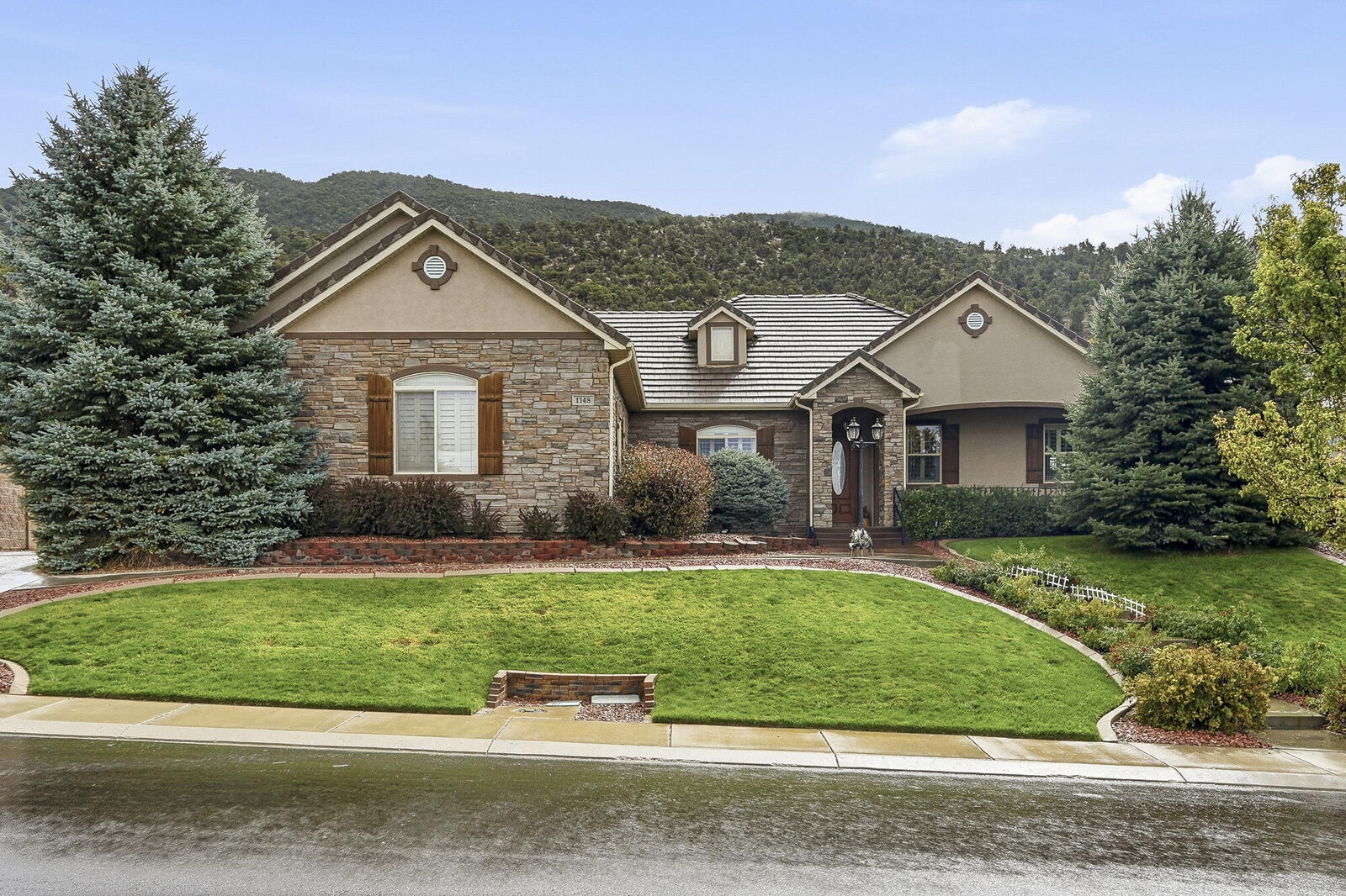 Property Photo:  1148 E Ashdown Forest Rd  UT 84721 