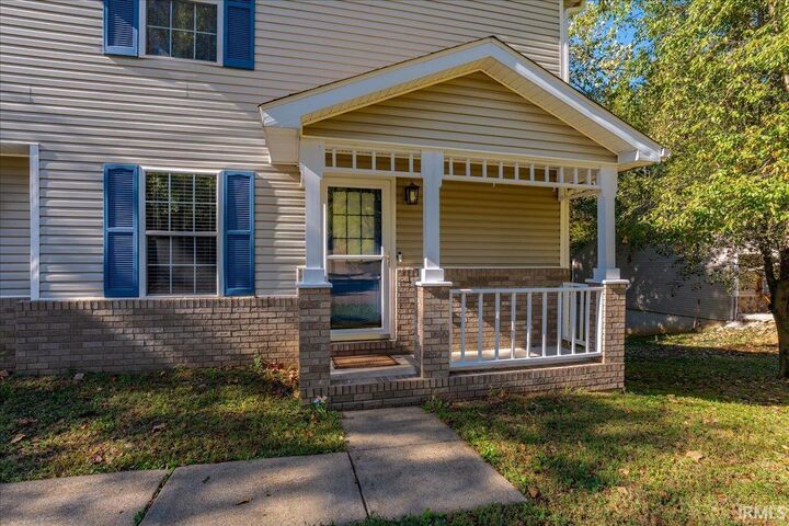 Property Photo: 5899 Greensboro Drive IN 47630