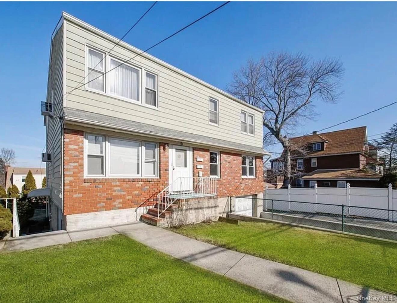 Property Photo: 189 Lockwood Avenue 1 NY 10701