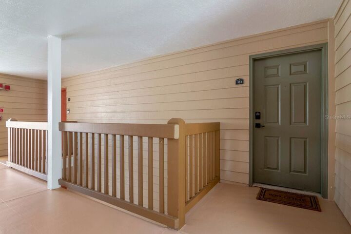 Property Photo: 9481 Highland Oak Dr. 514 FL 33647