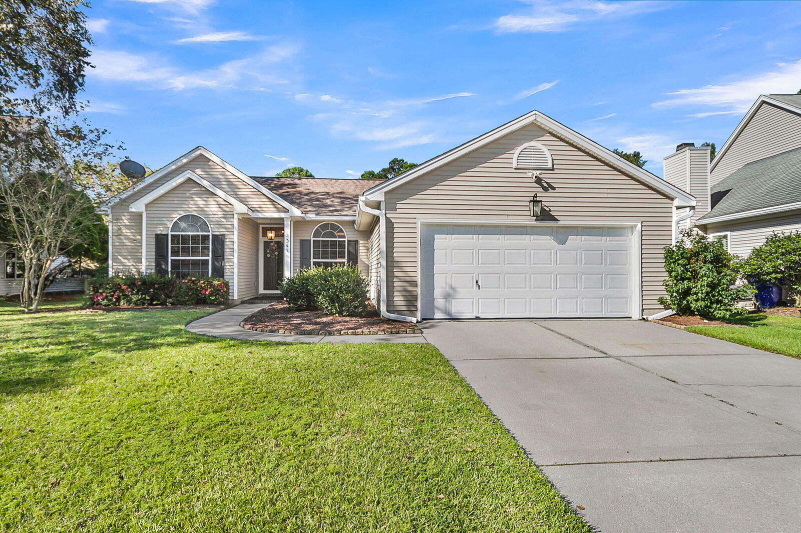 Property Photo: 341 Jardinere Walk SC 29464