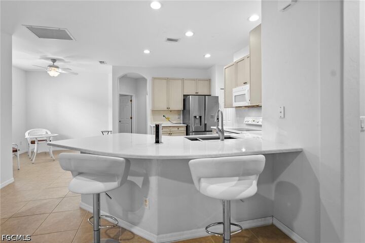 Property Photo:  10511 Diamante Way  FL 33913 