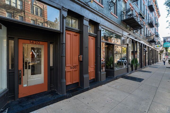 Property Photo:  1420 Main Street  OH 45202 