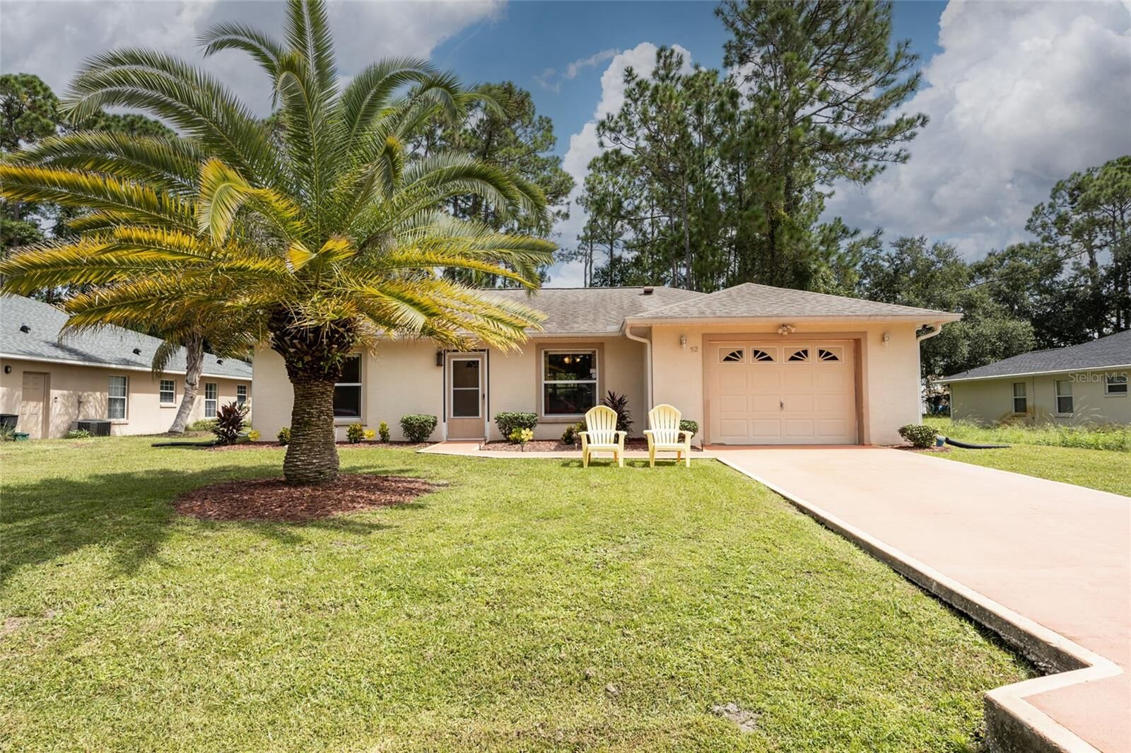Property Photo: 52 Bren Mar Lane FL 32137