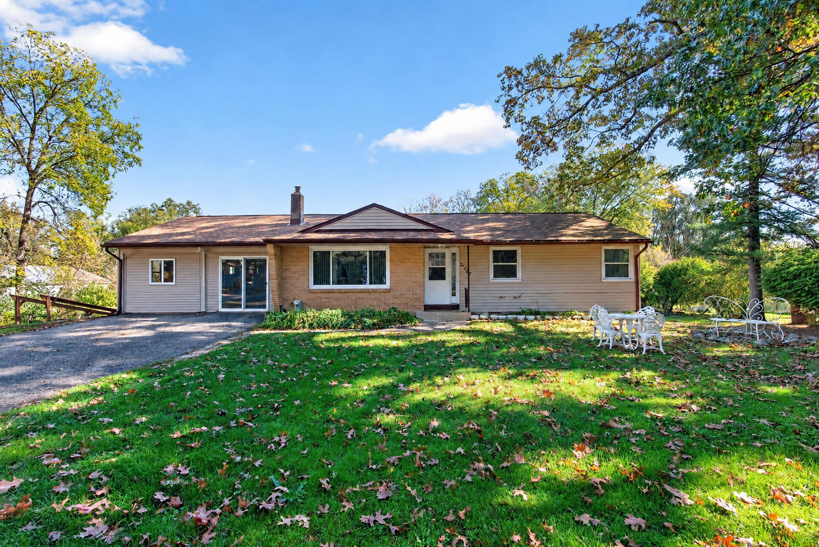 Property Photo: 2705 Glendale Road MI 49203