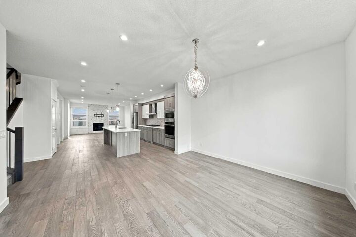 Property Photo: 634 17 Avenue NW AB T2M 0N5