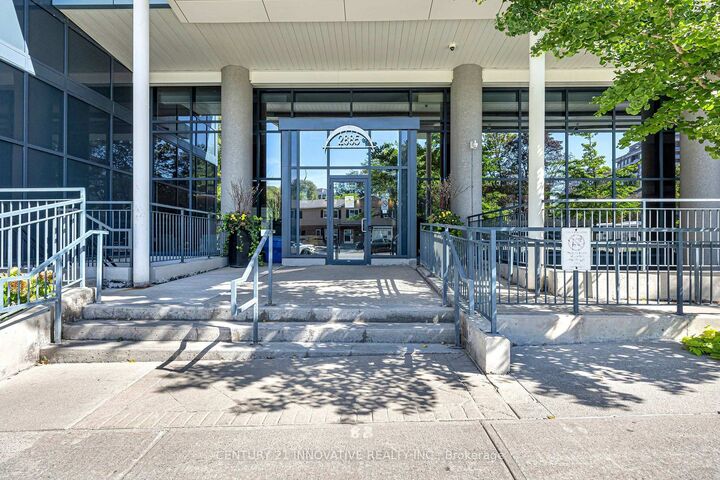 Property Photo: 2885 Bayview Avenue Ph 1501 ON M2K 0A3