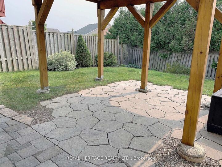 Property Photo:  1628 Spencely Drive  ON L1K 0B3 