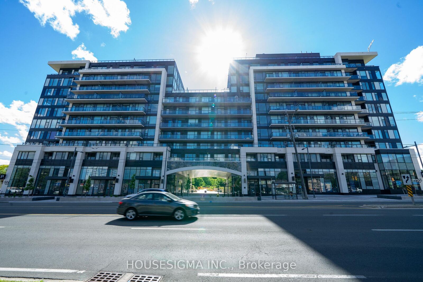 Property Photo:  8188 Yonge Street 820  ON L4J 0M2 