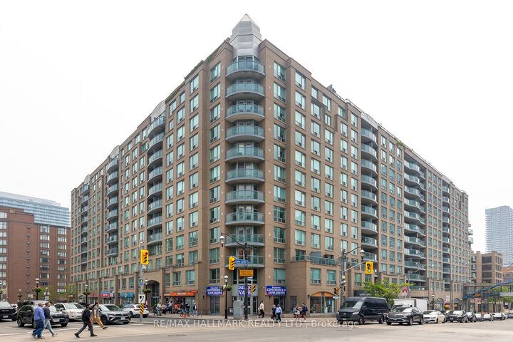 Property Photo:  109 Front Street E 528  ON M5A 4P7 