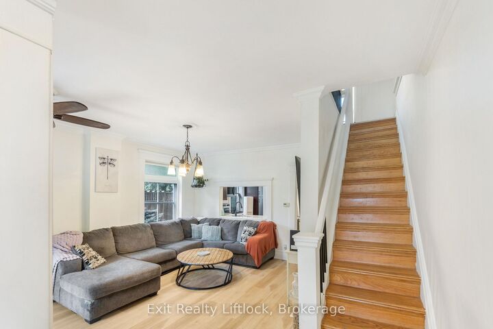 Property Photo:  592 Sherbrooke Street  ON K9J 2P5 