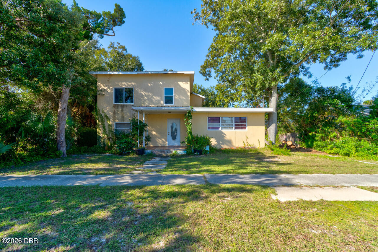 Property Photo:  224 Daytona Avenue  FL 32117 