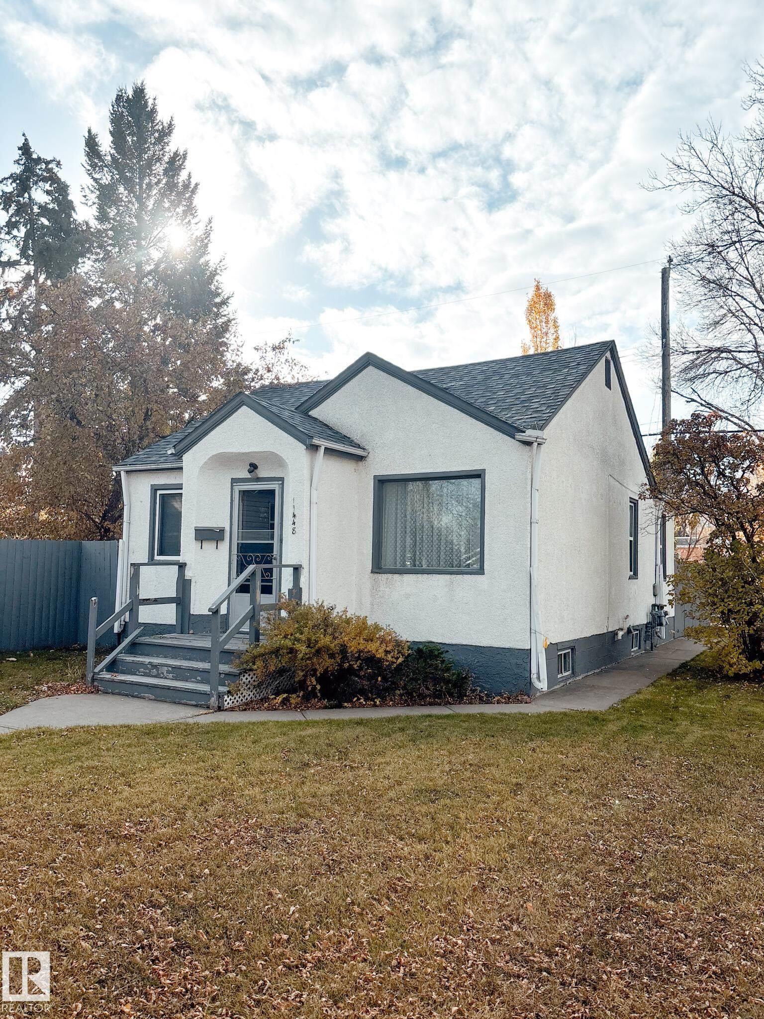 Property Photo:  11448 65 Street NW  AB T5W 4K8 