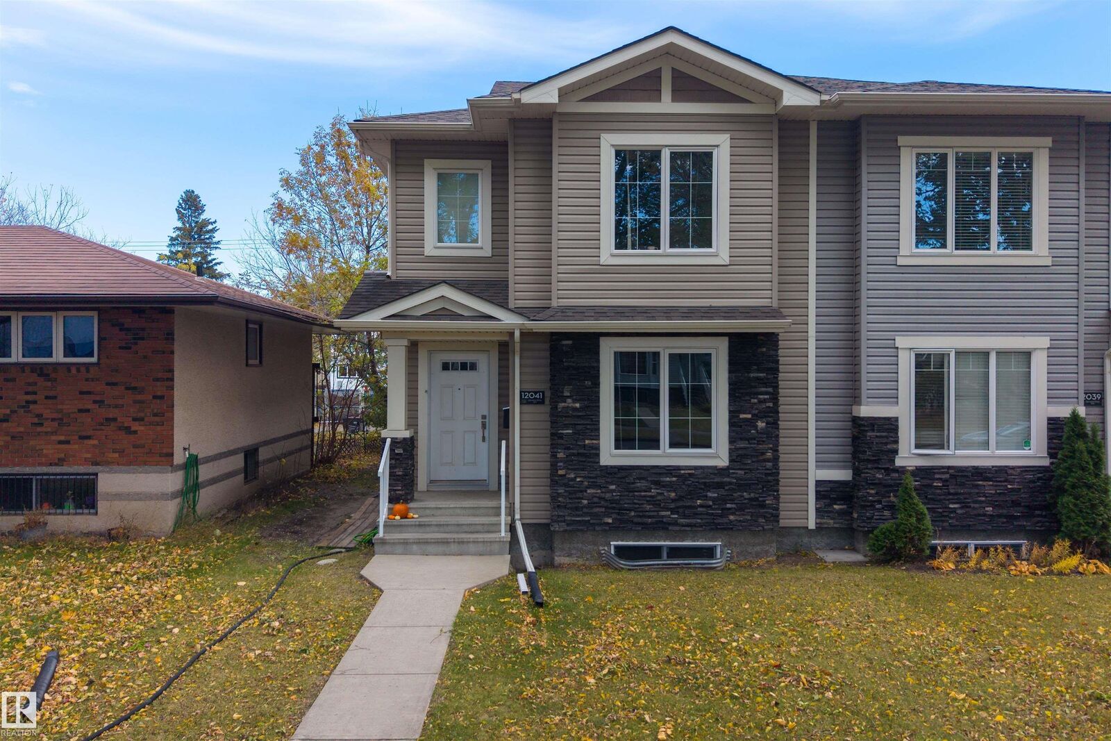 Property Photo:  12041 103 Street NW  AB T5G 2J7 