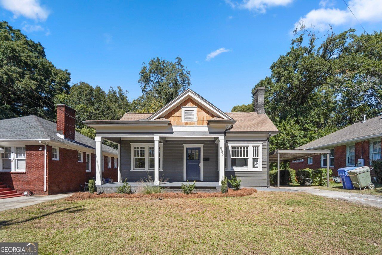 Property Photo: 885 Rose Circle SW GA 30310
