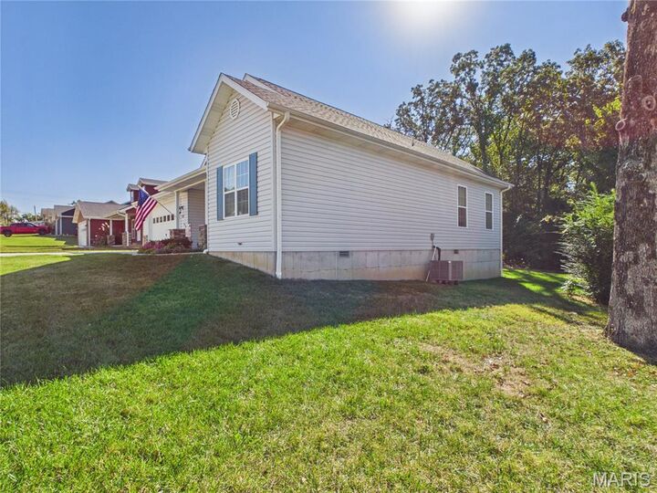 Property Photo:  124 Alisha Avenue  MO 63901 