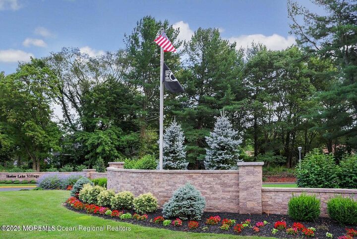 Property Photo:  21 Manchester Court  NJ 07701 
