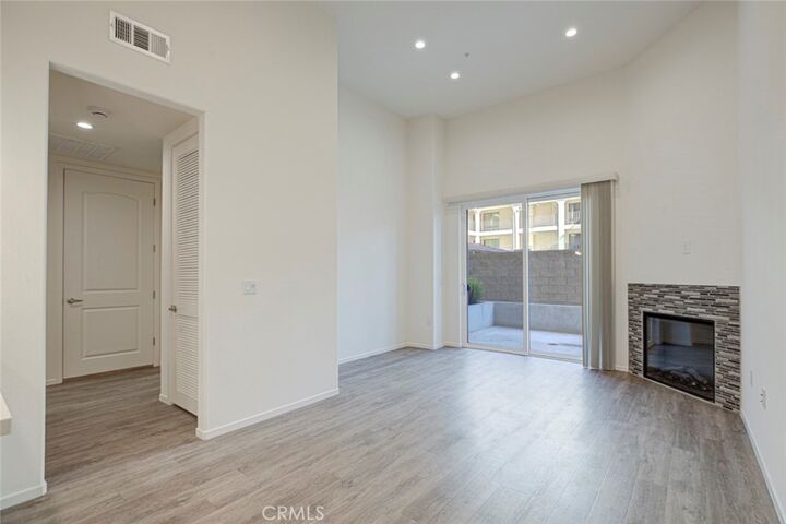 Property Photo: 124 1/2 W Colorado Street CA 91204