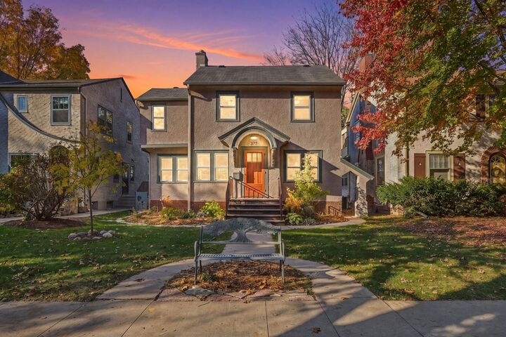Property Photo: 377 Woodlawn Avenue MN 55105