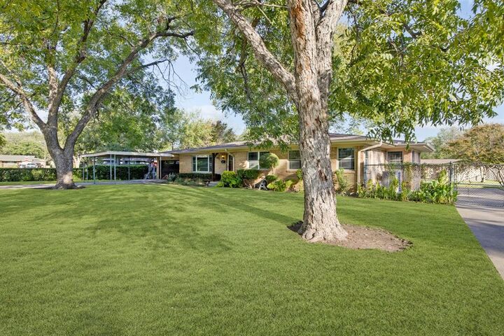 Property Photo:  7305 Coronet Avenue  TX 76180 