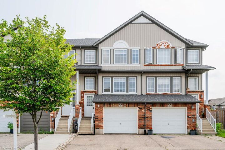 Property Photo:  4 Madeleine Street  ON N2R 1V5 