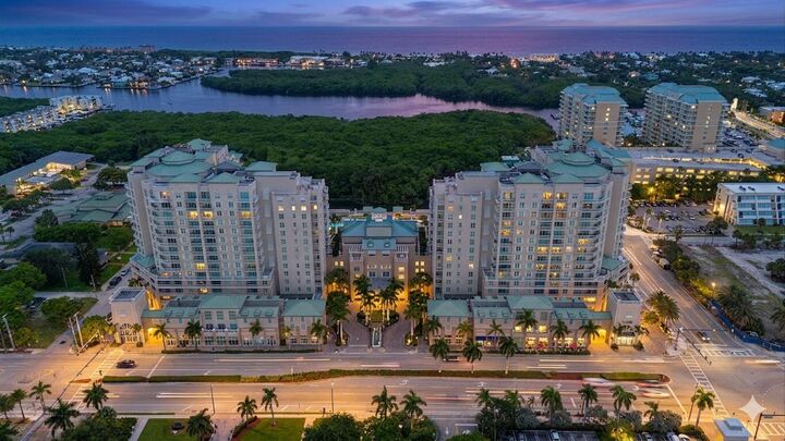 Property Photo:  450 N Federal Highway 610  FL 33435 