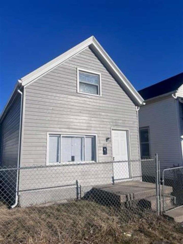 Property Photo:  333 S 9th  IN 47374 