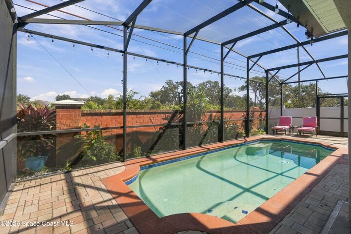Property Photo:  617 Marsh Reed Drive  FL 34787 