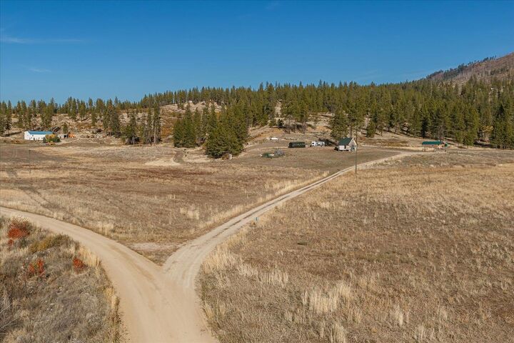 Property Photo:  6171M Coyote Canyon Rd  WA 99129 