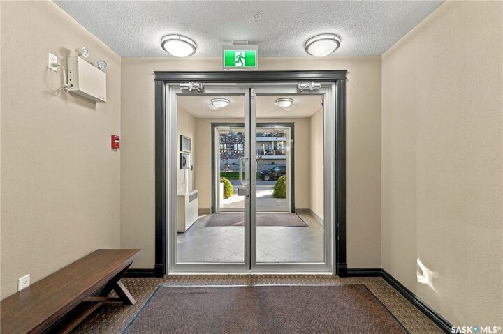 Property Photo:  150 Pawlychenko Lane 319  SK S7V 0B4 