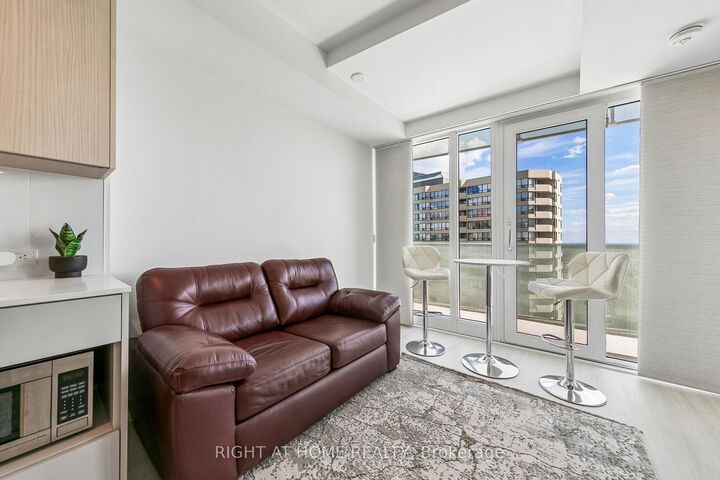 Photo de la propriété:  3883 Quartz Road 1405  ON L5B 0M4 