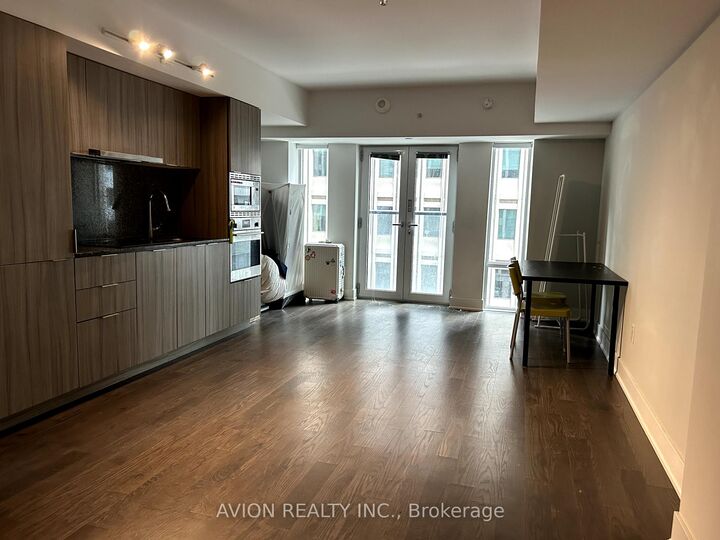 Property Photo:  955 Bay Street 523  ON M5S 0C6 