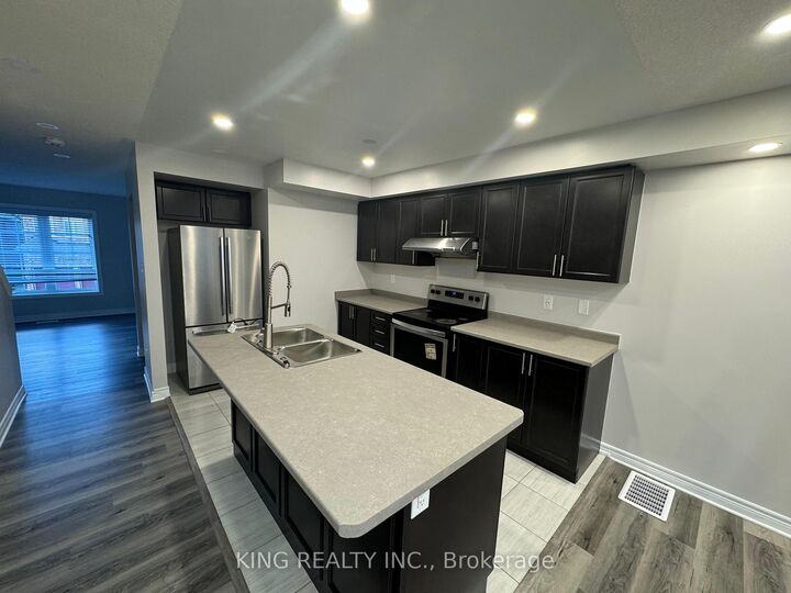 Property Photo: 632 Linden Drive ON N3H 0C9