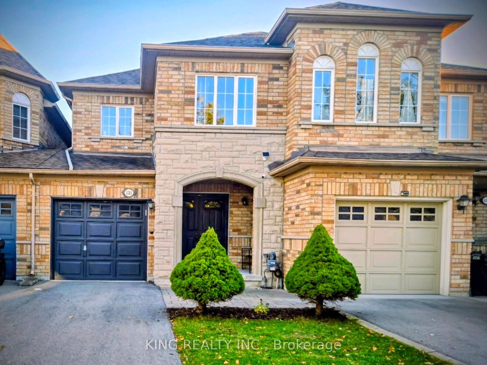 Property Photo: 131 Royal Appian Crescent ON L4K 5L5