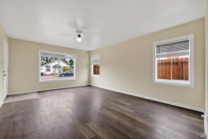 Property Photo:  1006 Pressley Street  CA 95404 