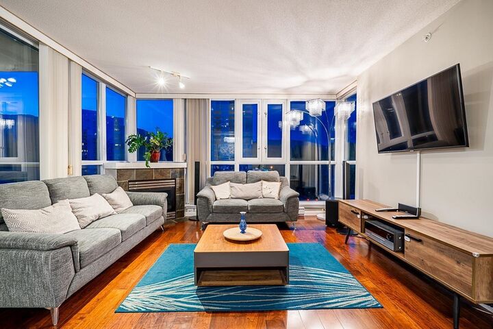 Property Photo:  235 Guildford Way 1105  BC V3H 5L8 