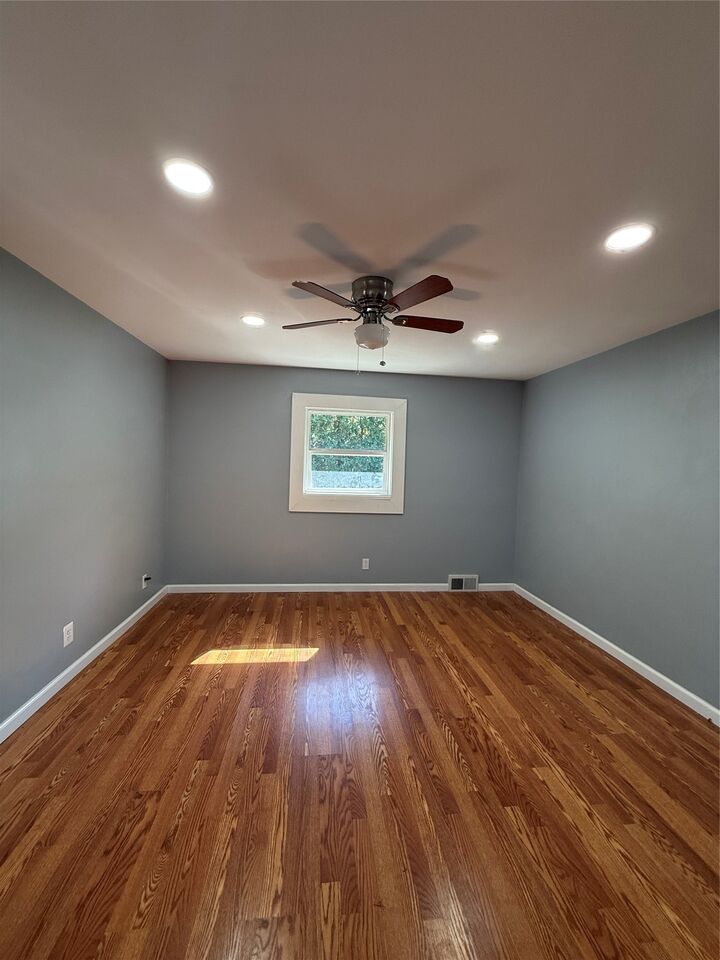 Property Photo:  124 Eldredge Dr  NY 13850 