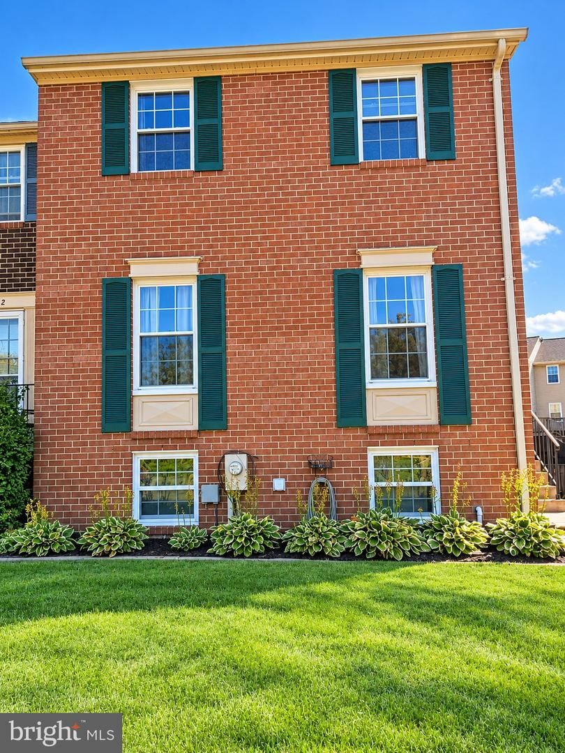 Property Photo: 854 Oyster Bay Harbour MD 21122