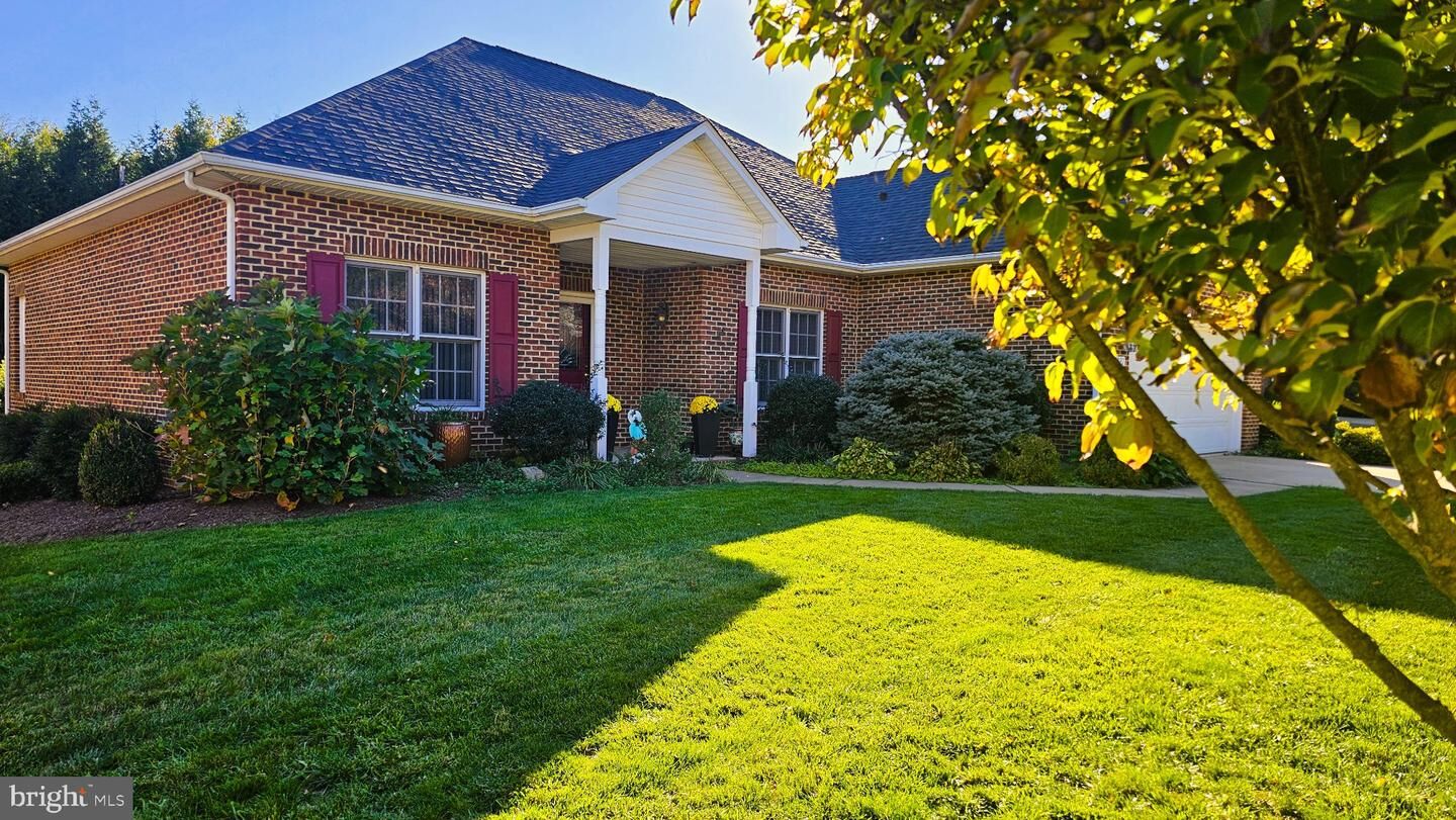 Property Photo: 827 Buckner Drive VA 22601