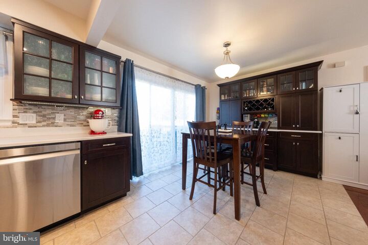 Property Photo:  13915 Cristo Court  VA 20120 