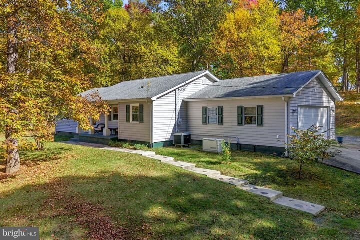 Property Photo:  166 Brookannleigh Drive  VA 22637 