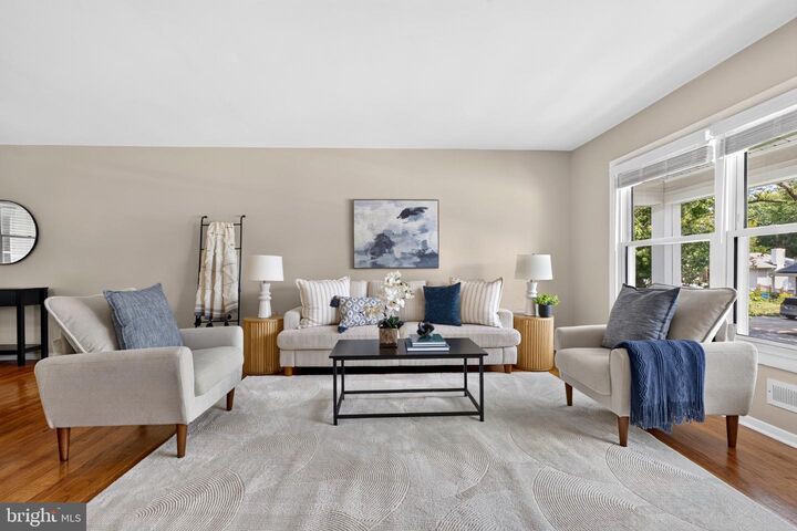 Property Photo:  2112 Folkstone Road  MD 21093 