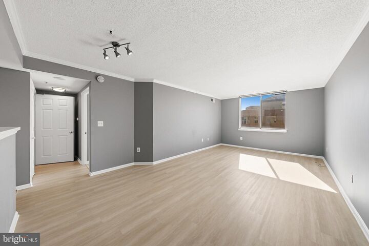 Property Photo:  3835 9th Street N 1002W  VA 22203 