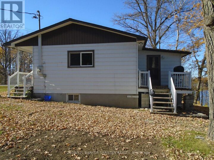Property Photo: 2989 Old Hwy 17 Road ON K4K 1W1